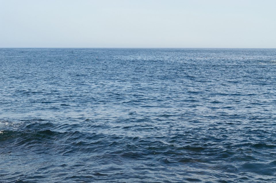 Open sea horizon